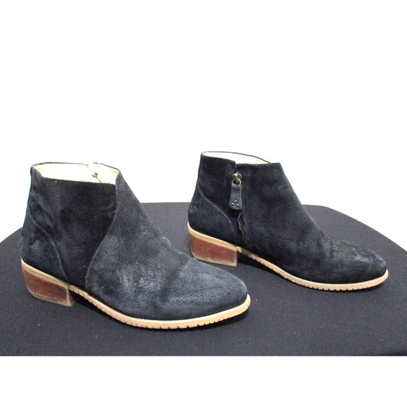 Hush Puppies Medium Moyen Black Suede Side Zip Booties Women 7.5 - Picture 3 of 11